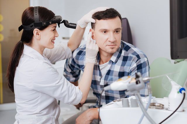 Пробки в ушах после отита